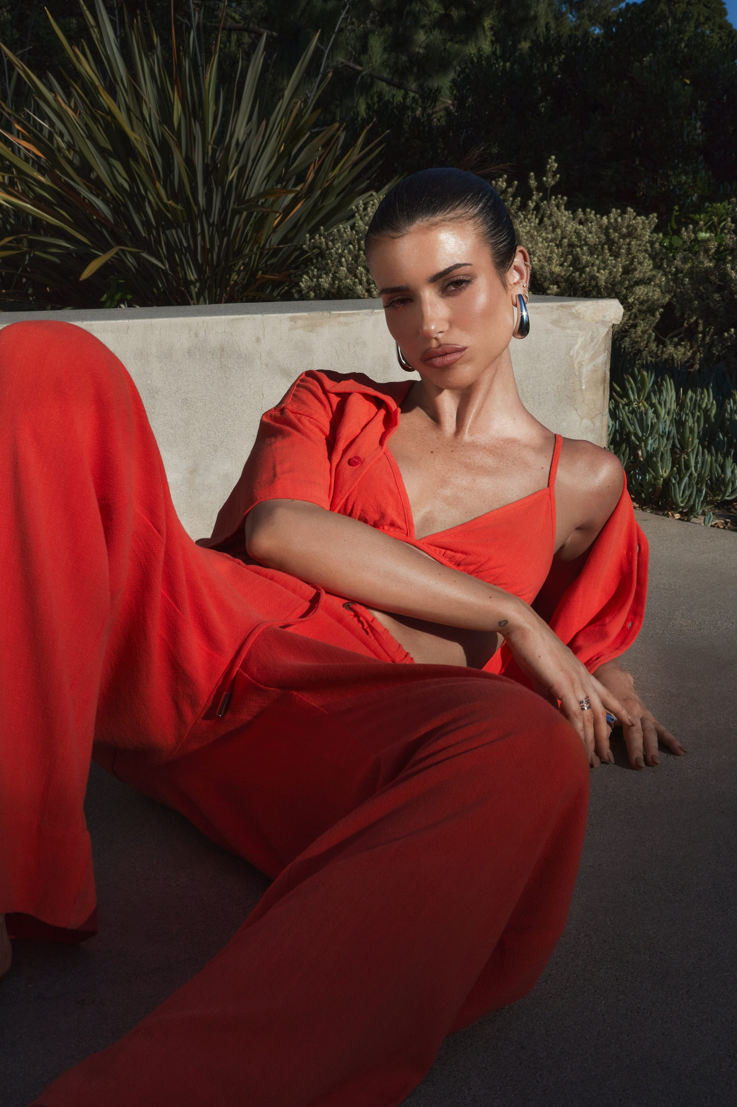 Retoucher_marina_karaskevich_services_fashion_campaign_thirtyyears_photographer_los_angeles_devon_trunk_postproduction_Alex_Ghantous_model_air_linen_red_postproduction_services