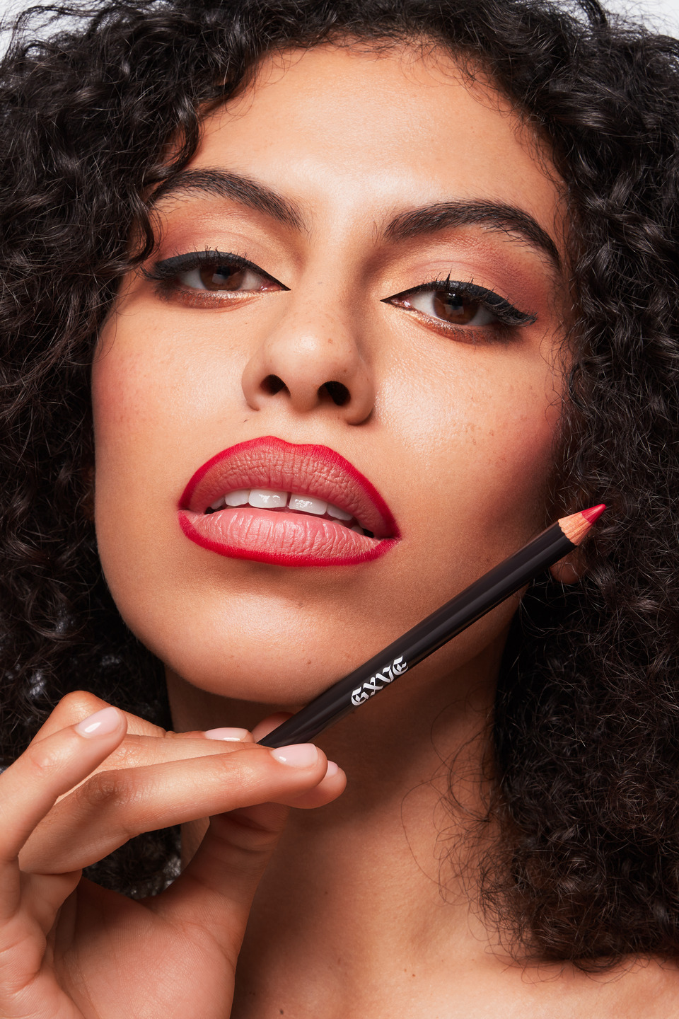 best_beauty_retoucher_amrica_for_brands_ANAHEIM_LINE_Clean_waterproof_lip_liner_Scarlet_red_beauty_model_photographer_devon_trunk